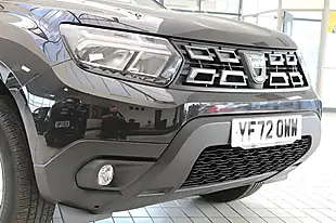 Used 2022 Dacia Duster Comfort Black - Interior and Exterior details 10
