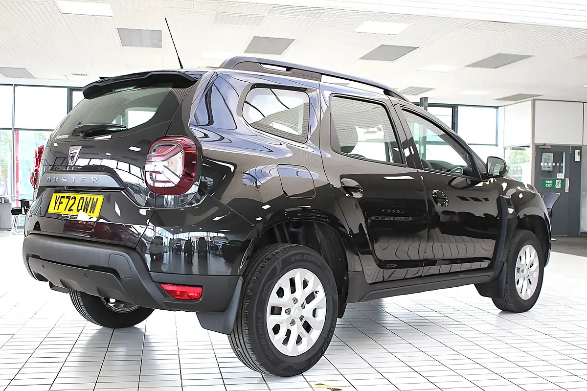 Used 2022 Dacia Duster Comfort Black - Interior and Exterior details 14