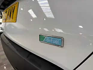 Used 2022 Dacia Duster Comfort Glacier White - Interior and Exterior details 10
