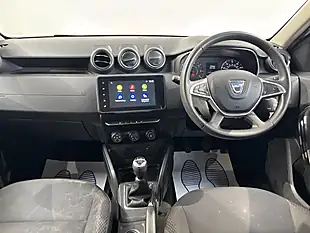 Used 2022 Dacia Duster Comfort Glacier White - Interior and Exterior details 19
