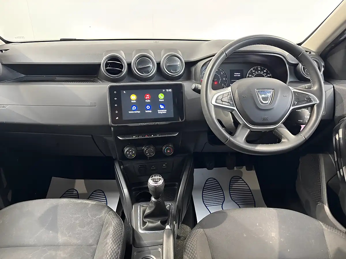 Used 2022 Dacia Duster Comfort Glacier White - Interior and Exterior details 19