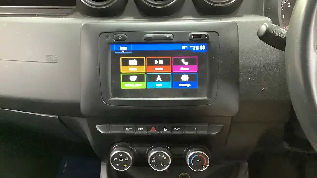 Used 2022 Dacia Duster Comfort Grey - Interior and Exterior details 15