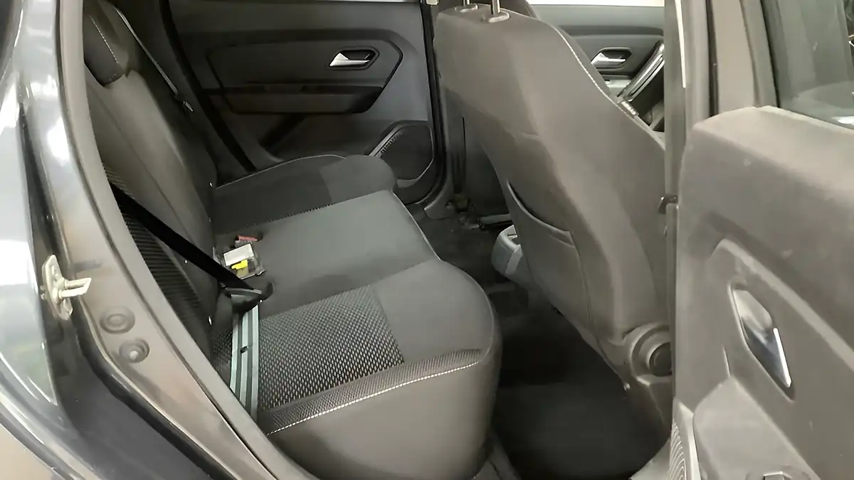 Used 2022 Dacia Duster Comfort Grey - Interior and Exterior details 18