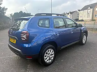 Used 2022 Dacia Duster Comfort Iron Blue - Interior and Exterior details 18