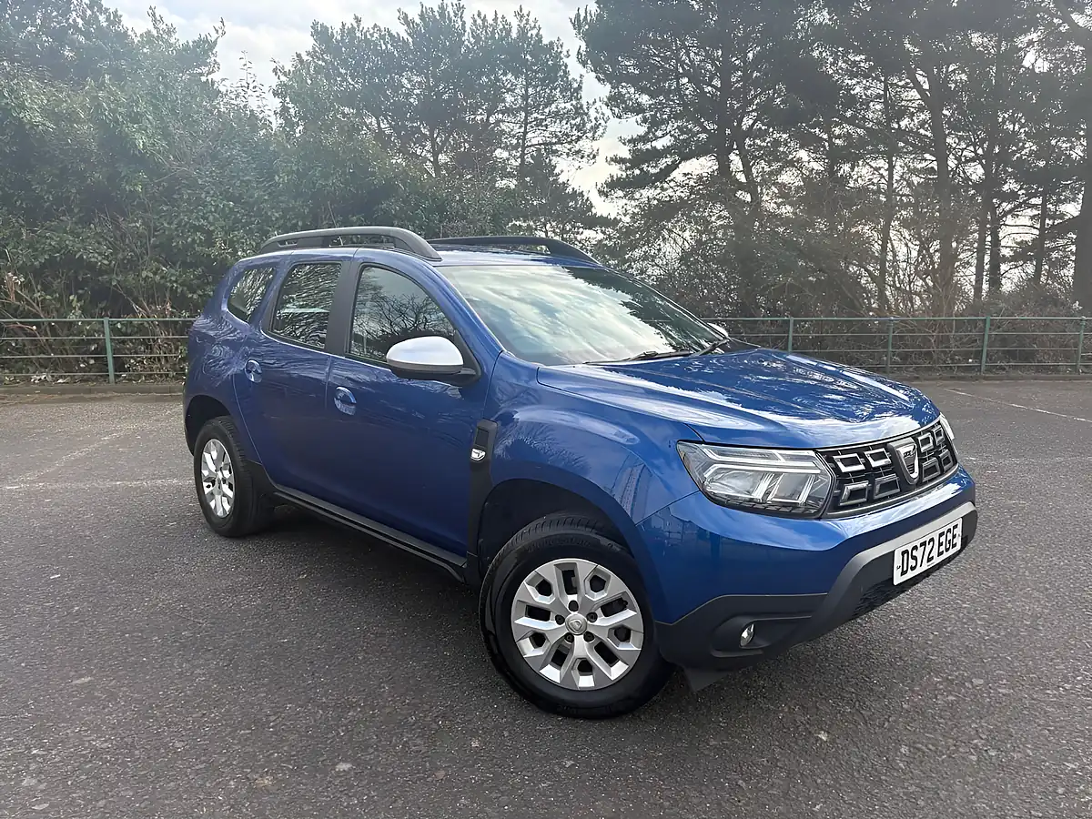 Used 2022 Dacia Duster Comfort Iron Blue - Interior and Exterior details 4