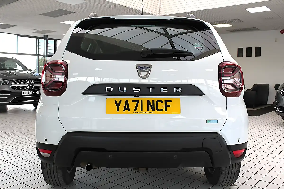 Used 2022 Dacia Duster Comfort White - Interior and Exterior details 18