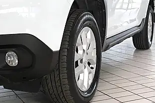 Used 2022 Dacia Duster Comfort White - Interior and Exterior details 6