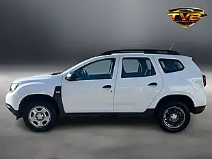 Used 2022 Dacia Duster Essential Glacier White - Interior and Exterior details 8