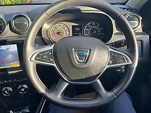 Used 2022 Dacia Duster Prestige Blue - Interior and Exterior details 18