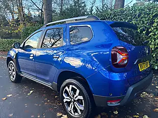 Used 2022 Dacia Duster Prestige Blue - Interior and Exterior details 6