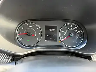 Used 2022 Dacia Jogger Comfort Grey - Interior and Exterior details 15