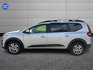 Used 2022 Dacia Jogger Comfort Grey - Interior and Exterior details 4