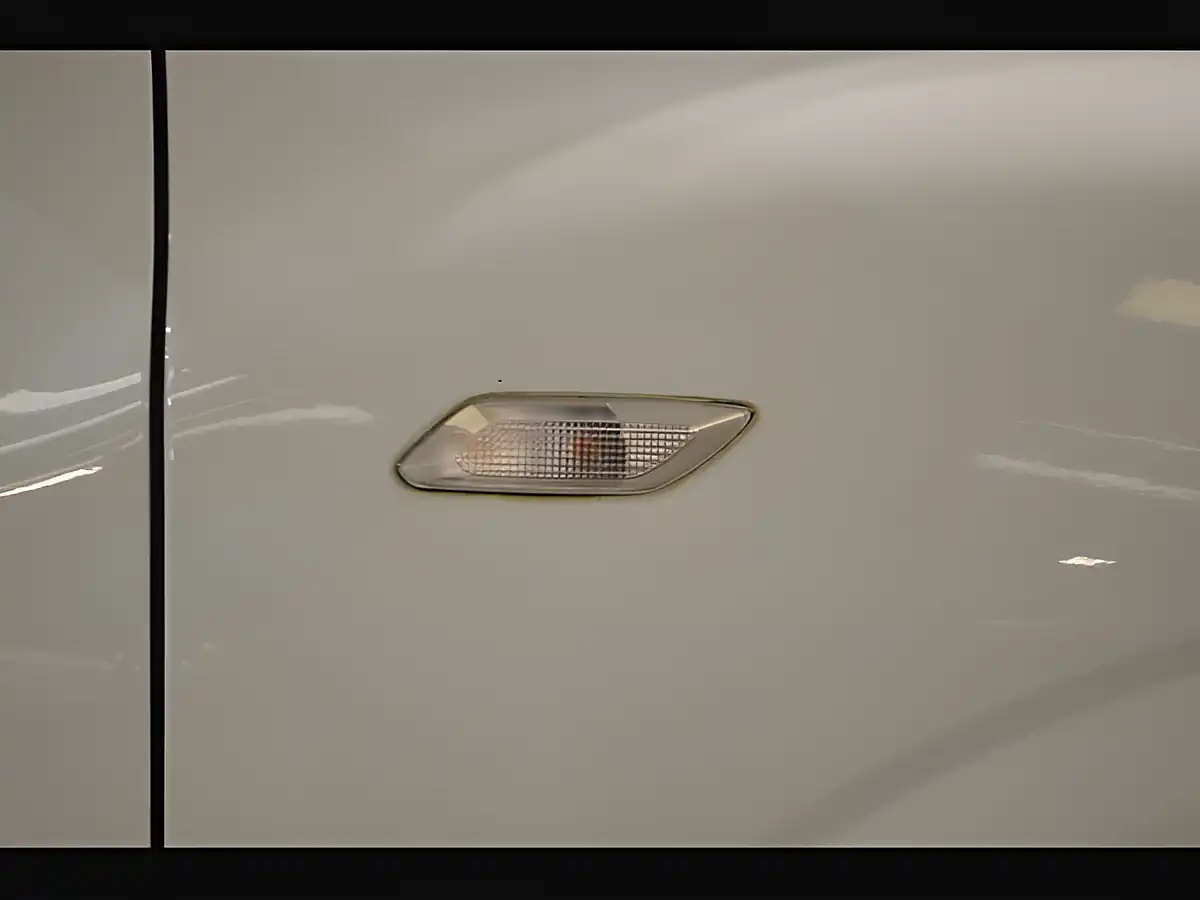 Used 2022 Dacia Sandero Access Glacier White - Interior and Exterior details 18