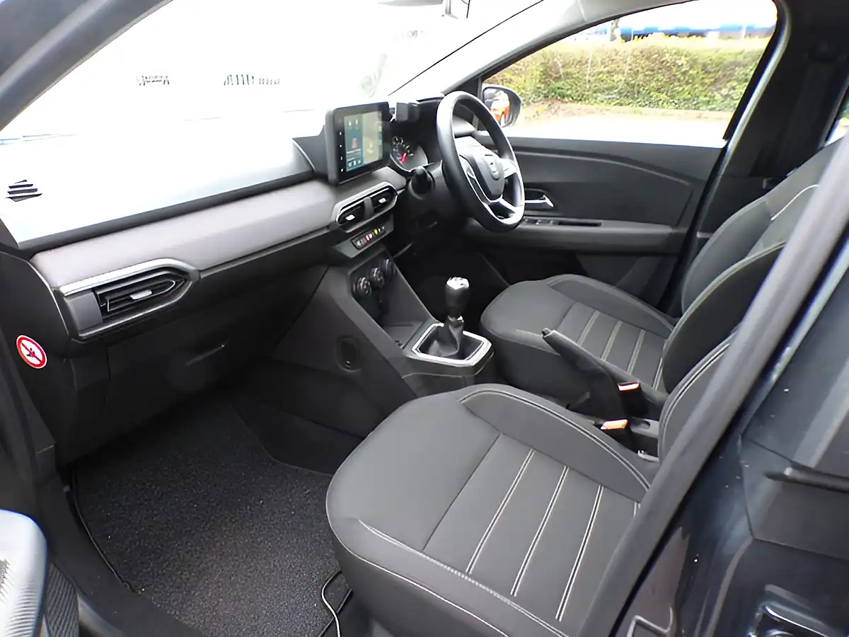 Used 2022 Dacia Sandero Comfort Slate Grey - Interior and Exterior details 11