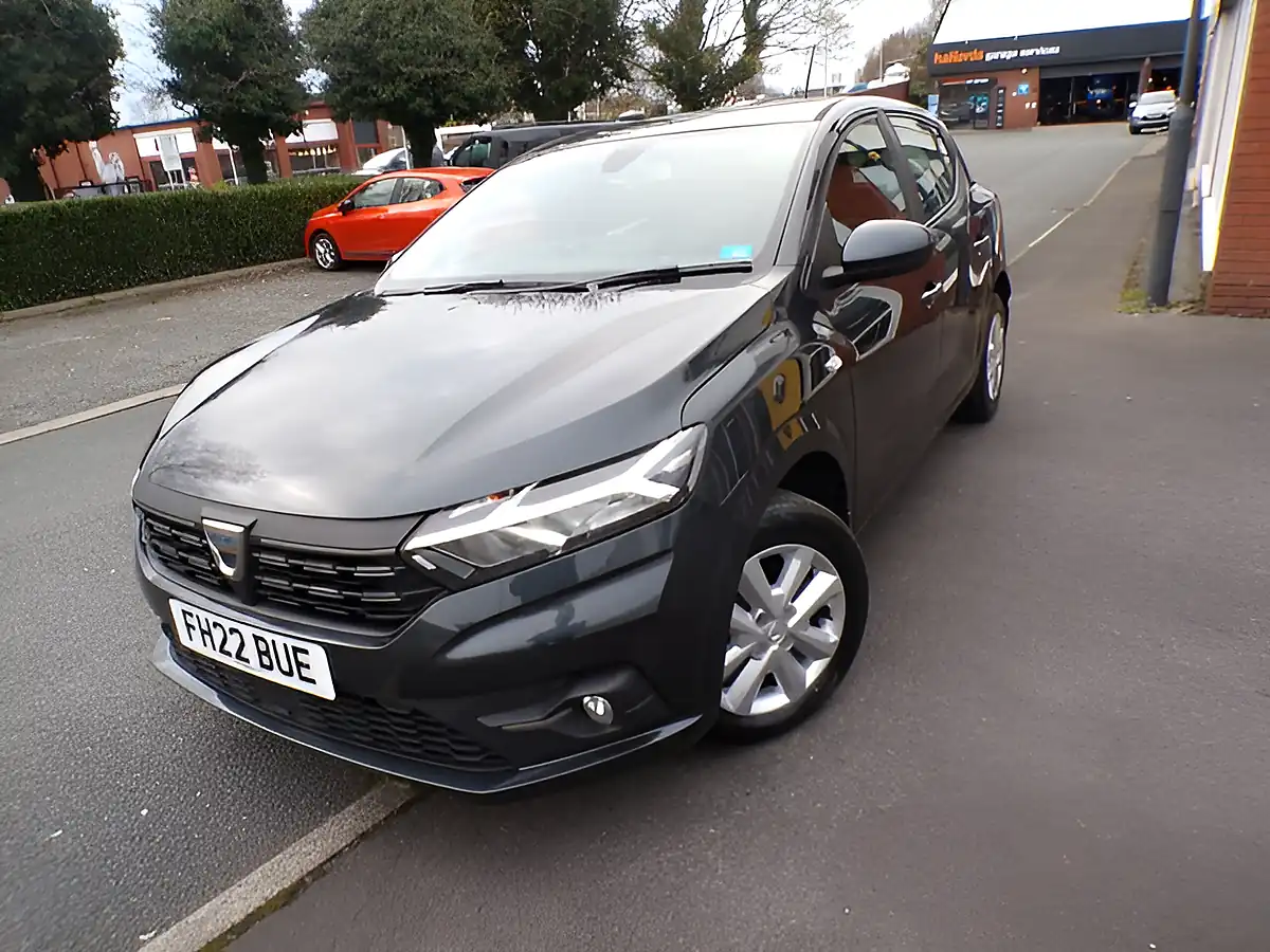 Used 2022 Dacia Sandero Comfort Slate Grey - Interior and Exterior details 3