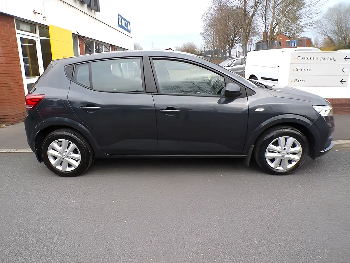 Used 2022 Dacia Sandero Comfort Slate Grey - Interior and Exterior details 5