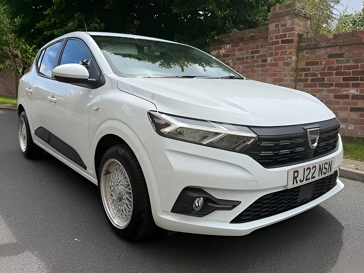 Used 2022 Dacia Sandero Comfort White - Interior and Exterior details 2