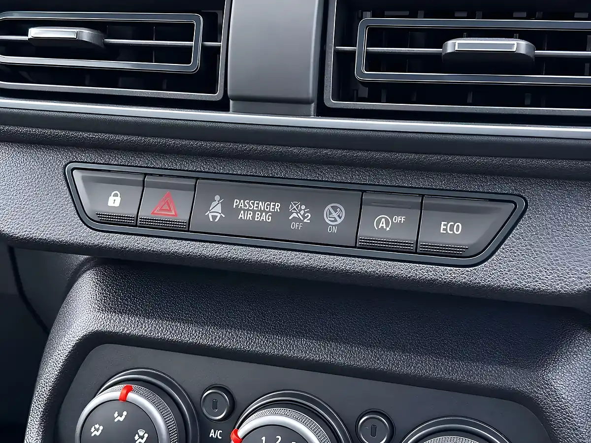 Used 2022 Dacia Sandero Essential Black - Interior and Exterior details 18