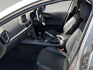 Used 2022 Dacia Sandero Essential White - Interior and Exterior details 5