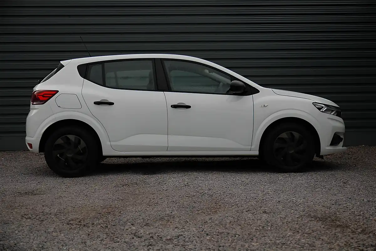 Used 2022 Dacia Sandero Essential White - Interior and Exterior details 2