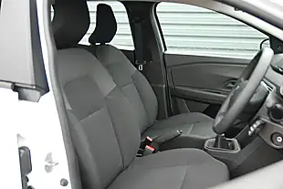 Used 2022 Dacia Sandero Essential White - Interior and Exterior details 3