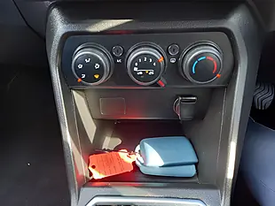 Used 2022 Dacia Sandero Stepway Comfort Grey - Interior and Exterior details 15