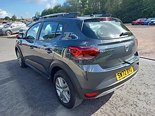Used 2022 Dacia Sandero Stepway Comfort Grey - Interior and Exterior details 5