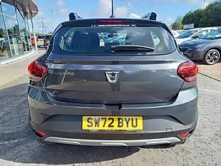 Used 2022 Dacia Sandero Stepway Comfort Grey - Interior and Exterior details 6