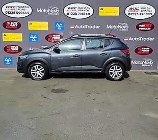 Used 2022 Dacia Sandero Stepway Comfort Slate Grey - Interior and Exterior details 2