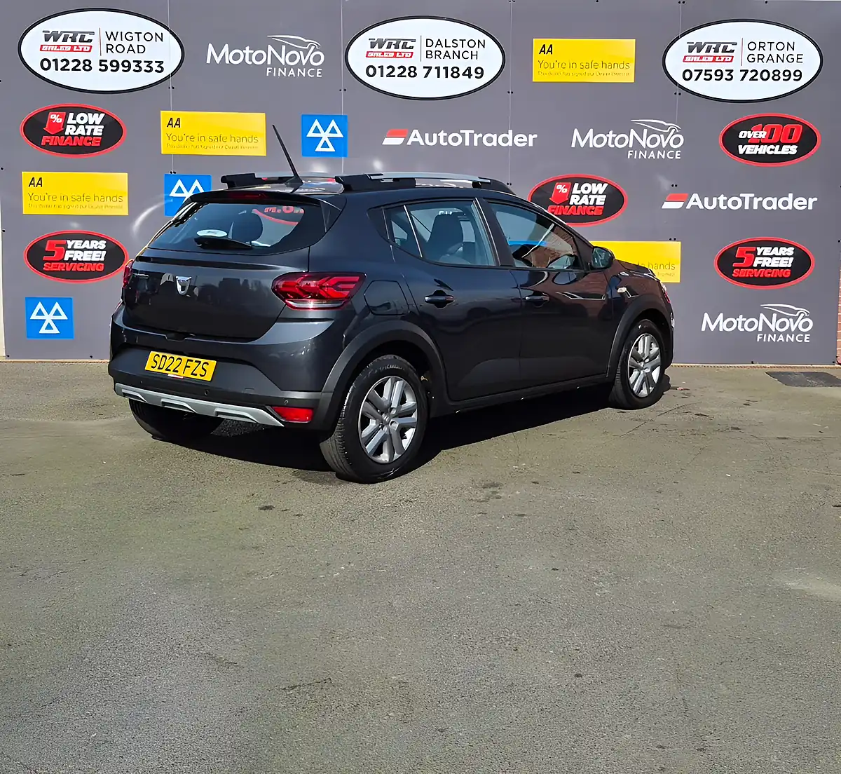 Used 2022 Dacia Sandero Stepway Comfort Slate Grey - Interior and Exterior details 6