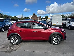 Used 2022 Dacia Sandero Stepway Essential Red - Interior and Exterior details 11