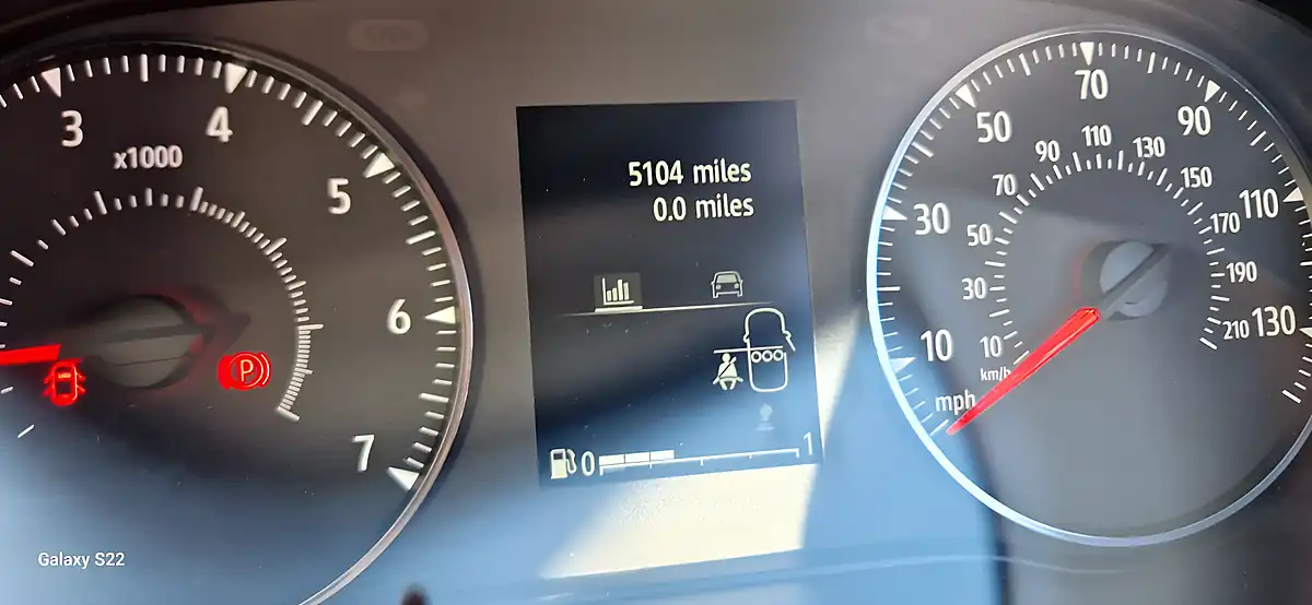 Used 2022 Dacia Sandero Stepway Prestige Blue - Interior and Exterior details 10