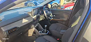 Used 2022 Dacia Sandero Stepway Prestige Blue - Interior and Exterior details 13