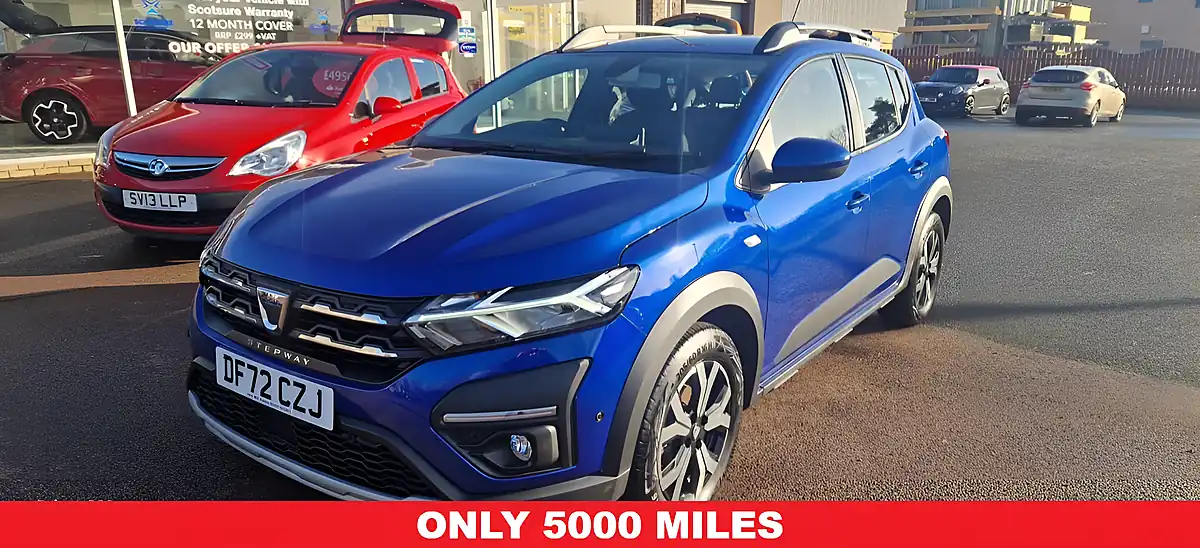 Used 2022 Dacia Sandero Stepway Prestige Blue - Interior and Exterior details 2