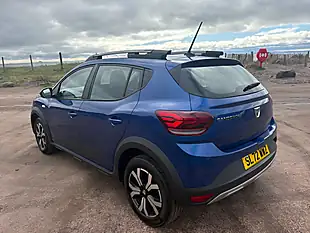 Used 2022 Dacia Sandero Stepway Prestige Iron Blue - Interior and Exterior details 16