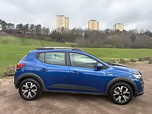 Used 2022 Dacia Sandero Stepway Prestige Iron Blue - Interior and Exterior details 17