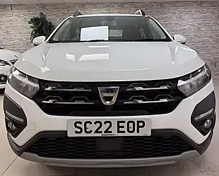 Used 2022 Dacia Sandero Stepway Stepway Comfort White - Interior and Exterior details 11