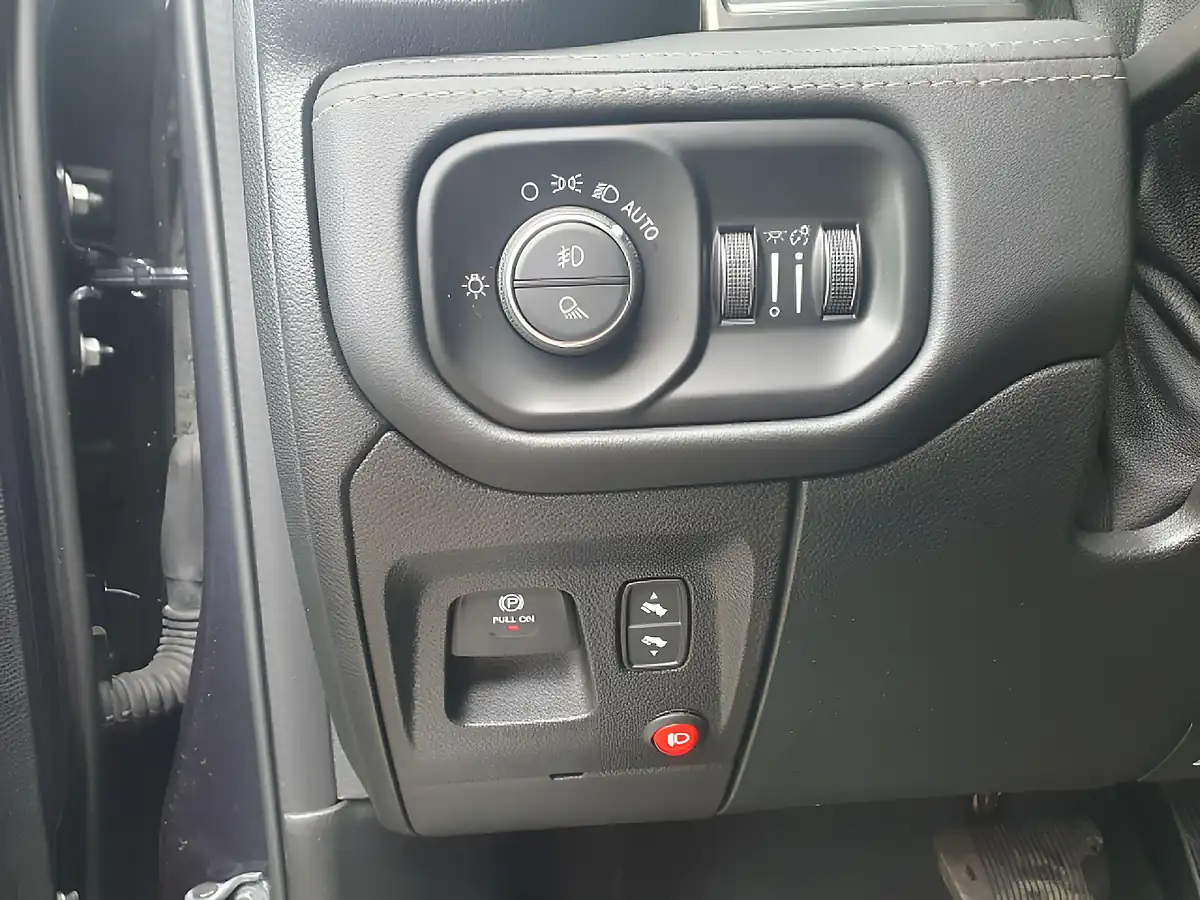 Used 2022 Dodge RAM 1500 Limited Blue Pearl - Interior and Exterior details 12