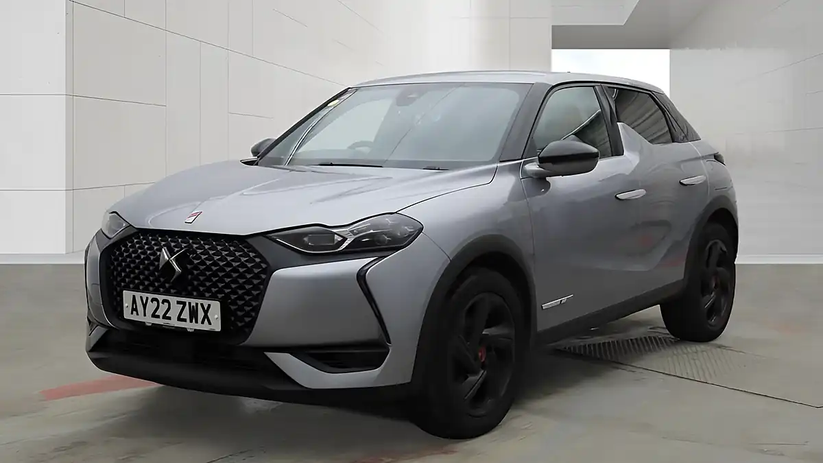Used 2022 DS Automobiles DS 3 Performance Line + Grey - Interior and Exterior details 2