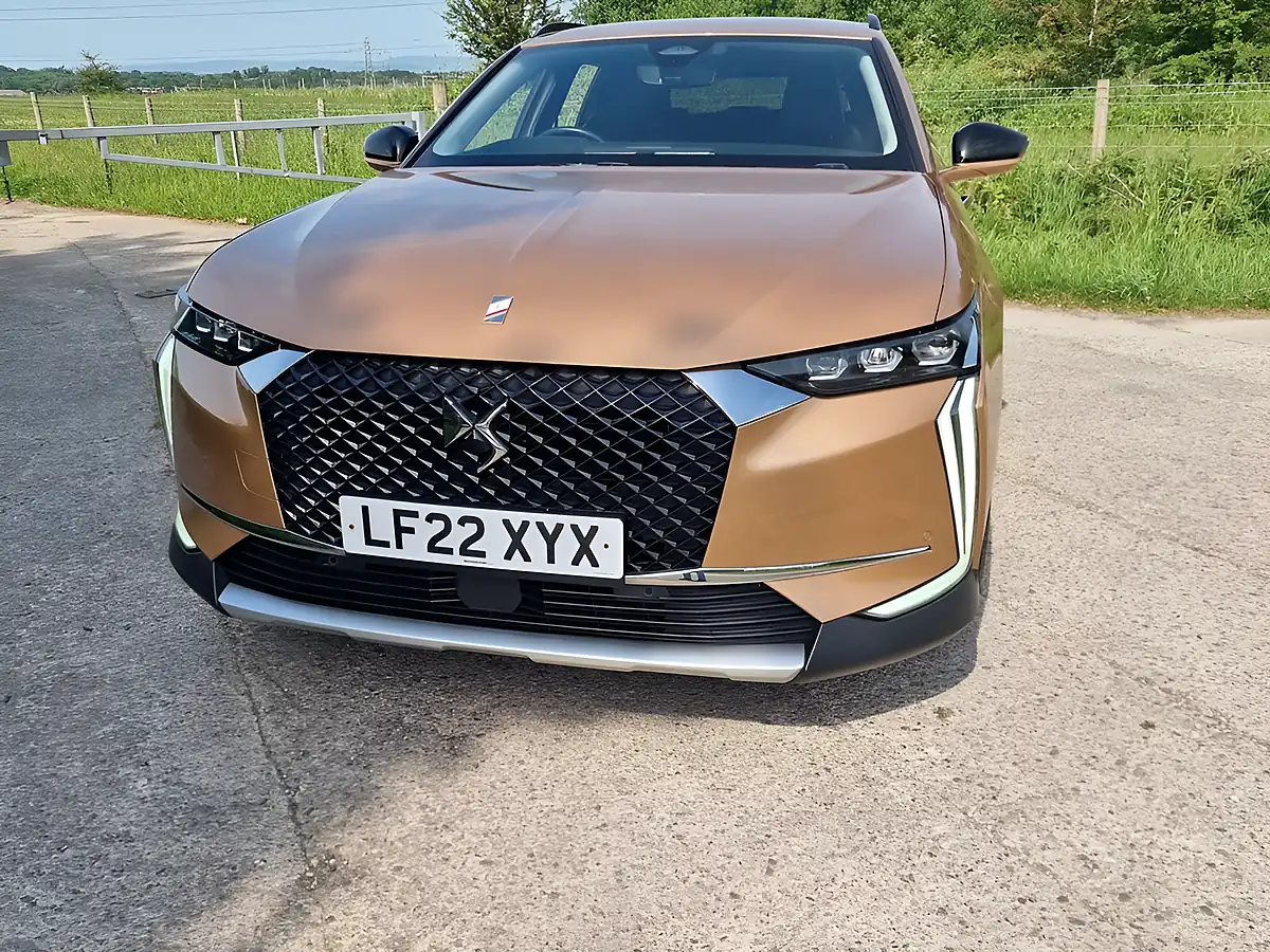 Used 2022 DS Automobiles DS 4 Cross Rivoli Gold - Interior and Exterior details 2