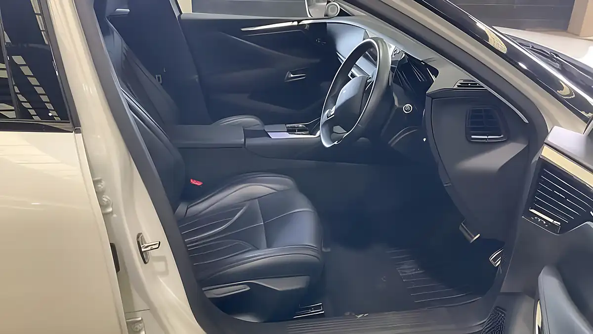Used 2022 DS Automobiles DS 4 Rivoli White - Interior and Exterior details 11