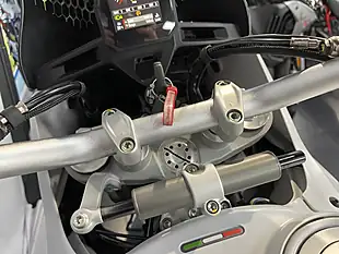 Used 2022 Ducati Desert-X Star White Silk - Interior and Exterior details 12