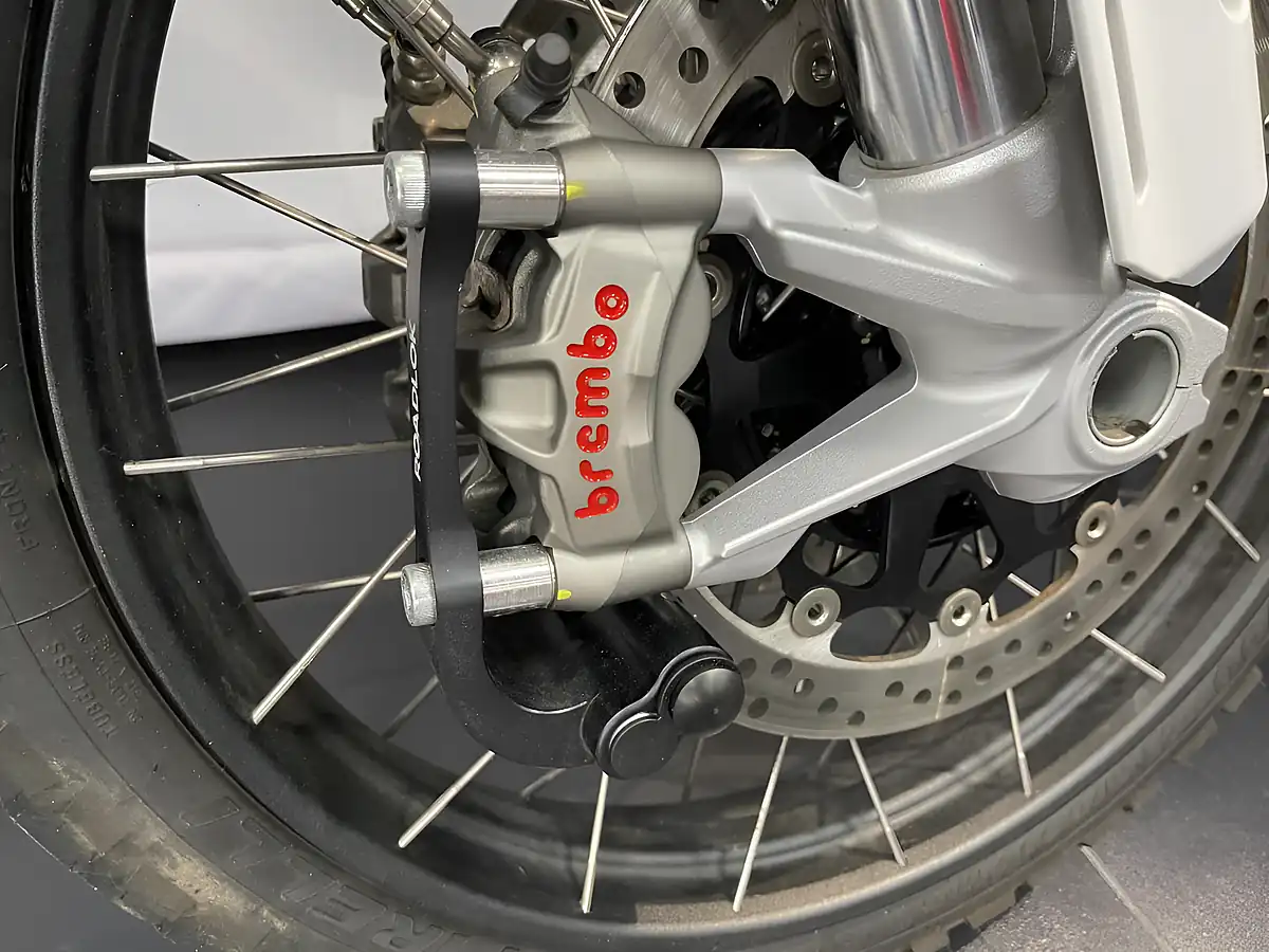 Used 2022 Ducati Desert-X Star White Silk - Interior and Exterior details 8