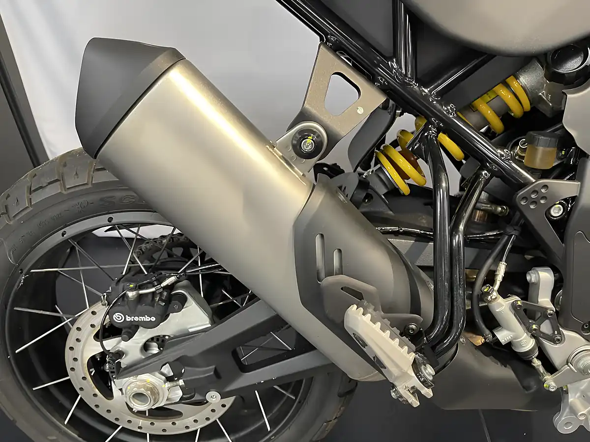 Used 2022 Ducati Desertx Star White Silk - Interior and Exterior details 10