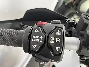 Used 2022 Ducati Desertx Star White Silk - Interior and Exterior details 13