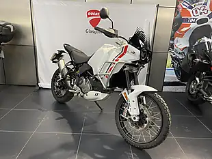 Used 2022 Ducati Desertx Star White Silk - Interior and Exterior details 2