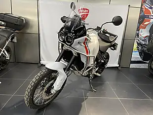 Used 2022 Ducati Desertx Star White Silk - Interior and Exterior details 3