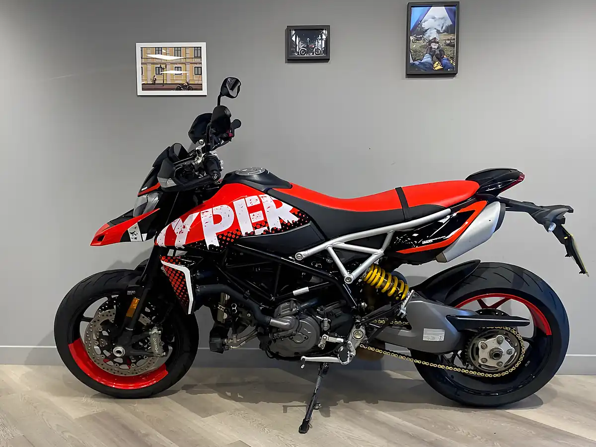 Used 2022 Ducati Hypermotard 950 Rve - Interior and Exterior details 2