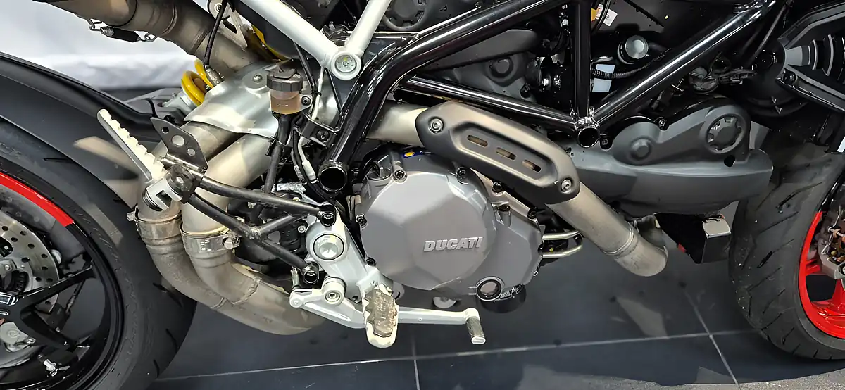 Used 2022 Ducati Hypermotard 950 Rve - Interior and Exterior details 6