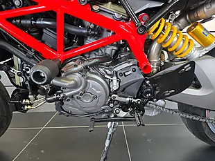 Used 2022 Ducati Hypermotard 950 Sp Multi-Coloured - Interior and Exterior details 18